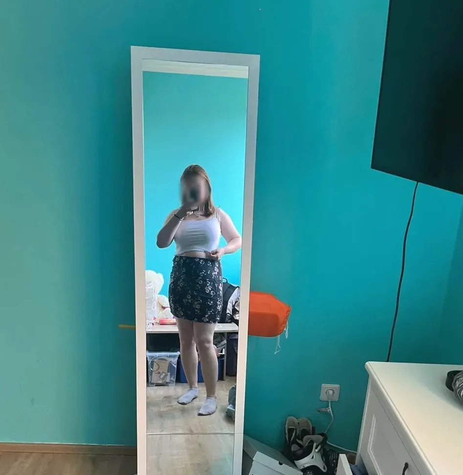 Nicole, 18 anni